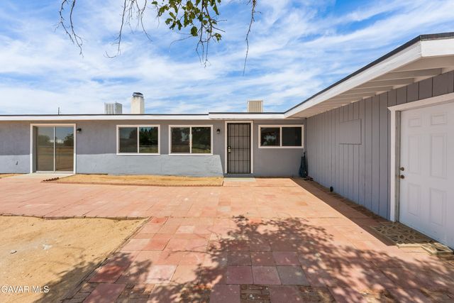 26111 Morongo Drive, Mojave, CA 93501