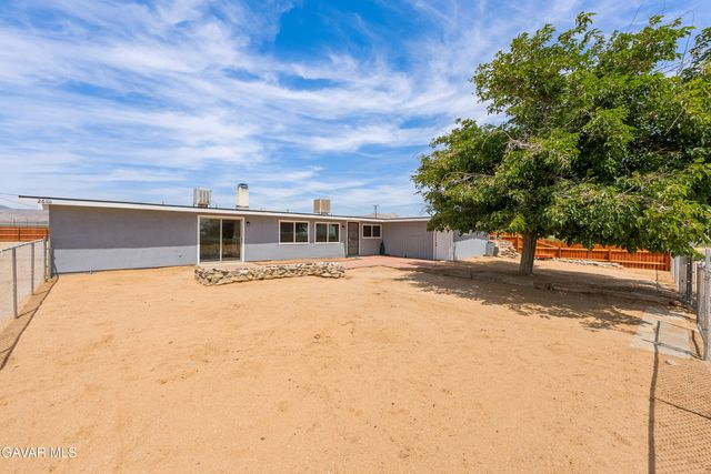26111 Morongo Drive, Mojave, CA 93501