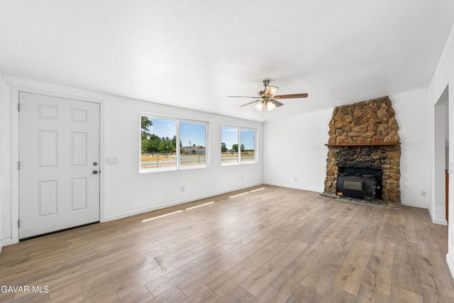 26111 Morongo Drive, Mojave, CA 93501