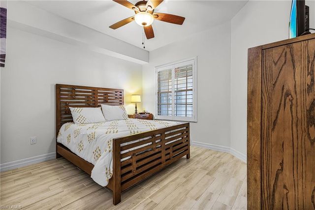 401 Bayfront PL # 3405, Naples, FL 34102