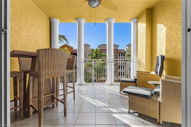 401 Bayfront PL # 3405, Naples, FL 34102