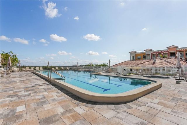 401 Bayfront PL # 3405, Naples, FL 34102