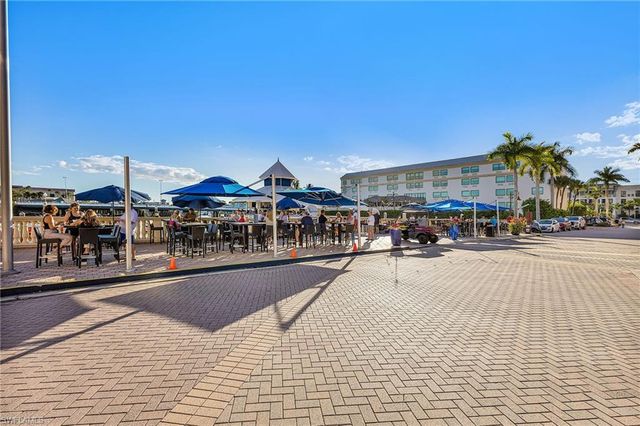 401 Bayfront PL # 3405, Naples, FL 34102