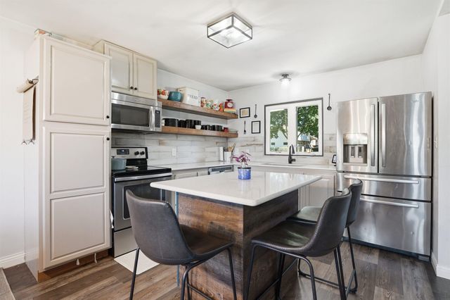 1509 W 8th Street, Cedar Falls, IA 50613