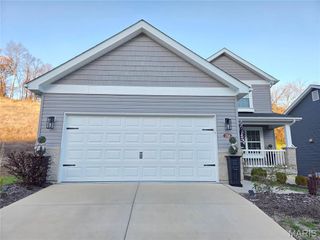 769 Fox Creek, Fenton, MO 63026