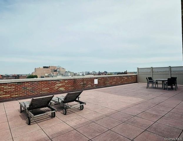 4040 75th Street 5F, Elmhurst, NY 11373