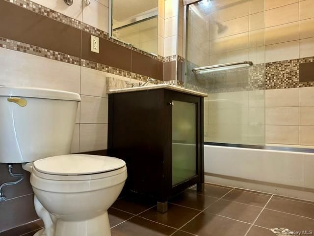 4040 75th Street 5F, Elmhurst, NY 11373