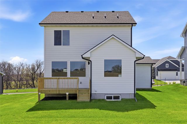 1482 S 91st Street, West Des Moines, IA 50266