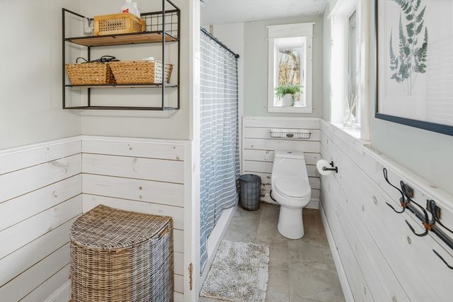 97 Angell Rd, Cumberland, RI 02864