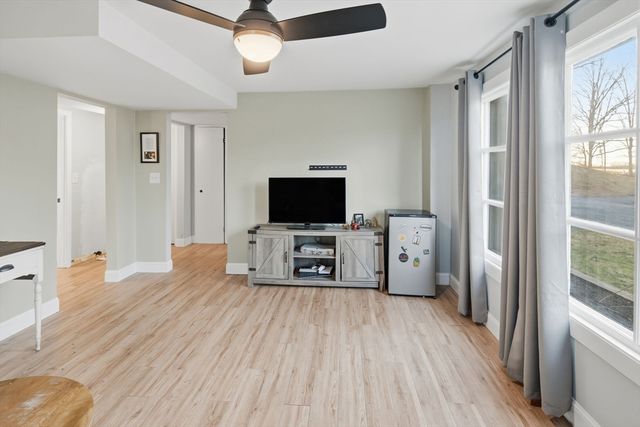 97 Angell Rd, Cumberland, RI 02864