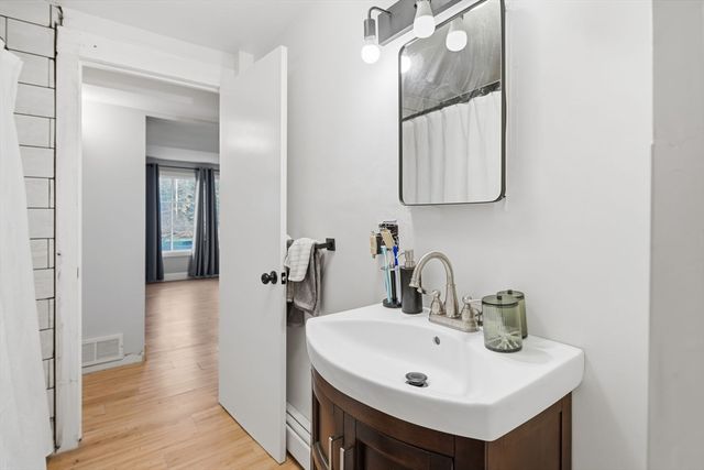 97 Angell Rd, Cumberland, RI 02864