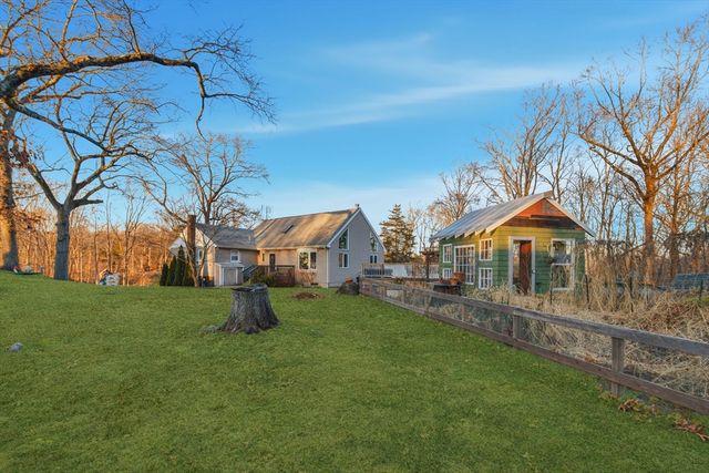 97 Angell Rd, Cumberland, RI 02864