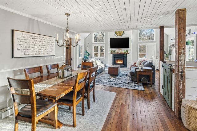 97 Angell Rd, Cumberland, RI 02864