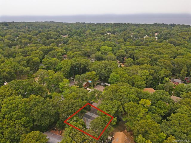 6 Southold Road, Sound Beach, NY 11789