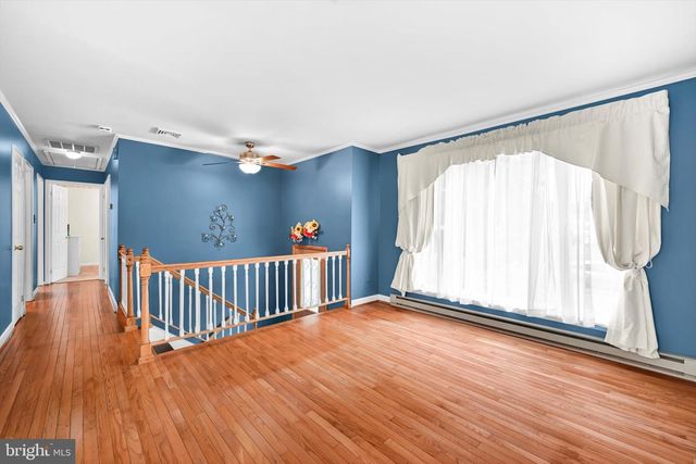 47 CARRIAGE CIR, Oley, PA 19547