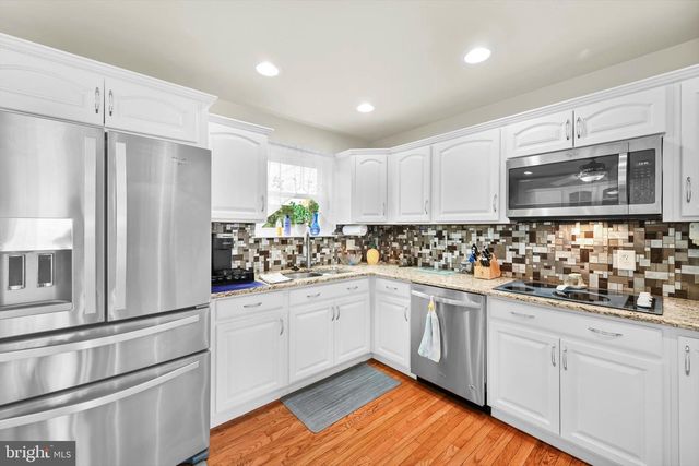 47 CARRIAGE CIR, Oley, PA 19547