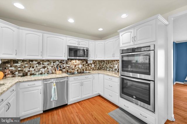 47 CARRIAGE CIR, Oley, PA 19547