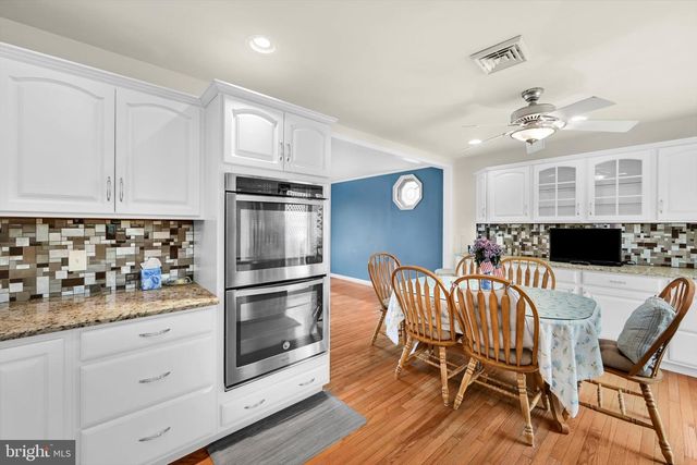 47 CARRIAGE CIR, Oley, PA 19547