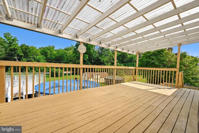 47 CARRIAGE CIR, Oley, PA 19547