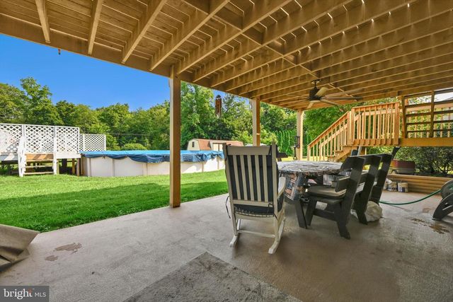47 CARRIAGE CIR, Oley, PA 19547