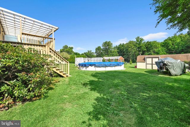 47 CARRIAGE CIR, Oley, PA 19547