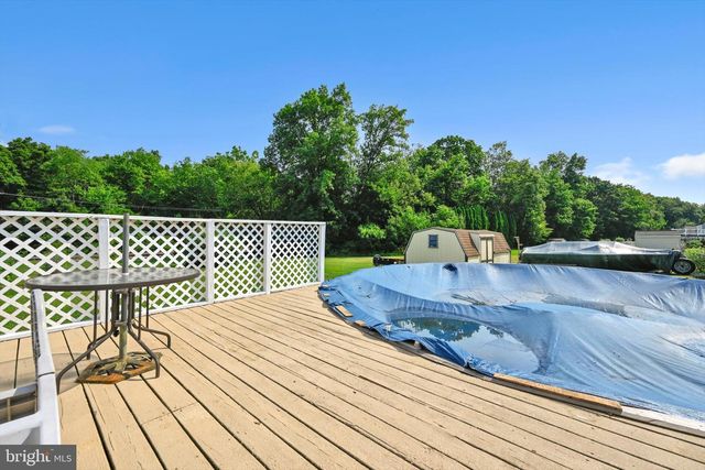 47 CARRIAGE CIR, Oley, PA 19547