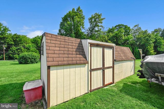 47 CARRIAGE CIR, Oley, PA 19547