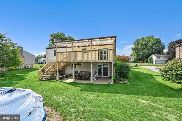 47 CARRIAGE CIR, Oley, PA 19547