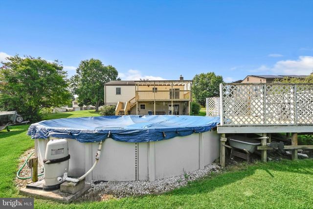 47 CARRIAGE CIR, Oley, PA 19547