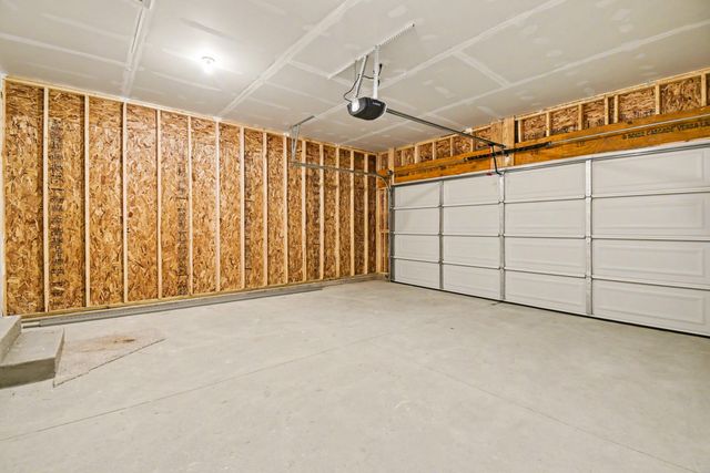 5549 Mammoth Drive SE, Caledonia, MI 49316