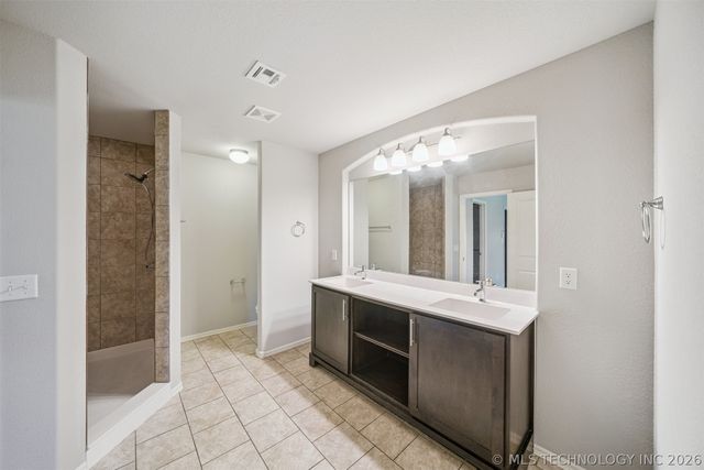 15412 E 87th Street North, Owasso, OK 74055