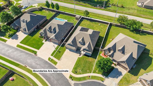 15412 E 87th Street North, Owasso, OK 74055