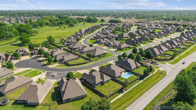 15412 E 87th Street North, Owasso, OK 74055