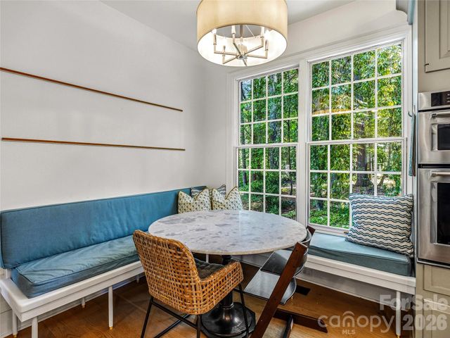 4 Hemlock Road, Asheville, NC 28803