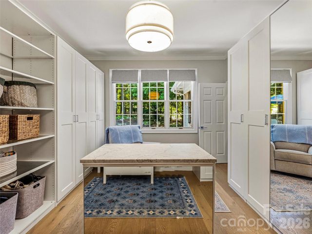 4 Hemlock Road, Asheville, NC 28803