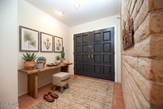 5354 N 20TH Street, Phoenix, AZ 85016