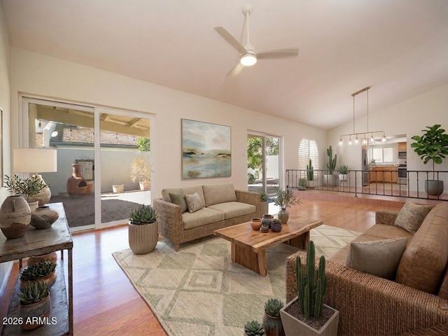 5354 N 20TH Street, Phoenix, AZ 85016