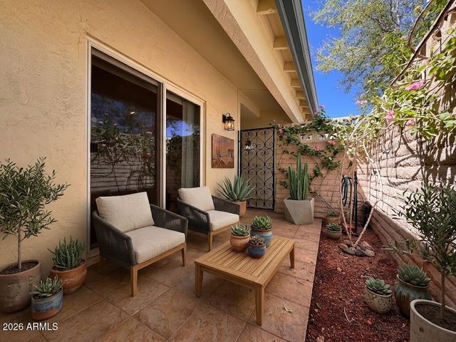 5354 N 20TH Street, Phoenix, AZ 85016
