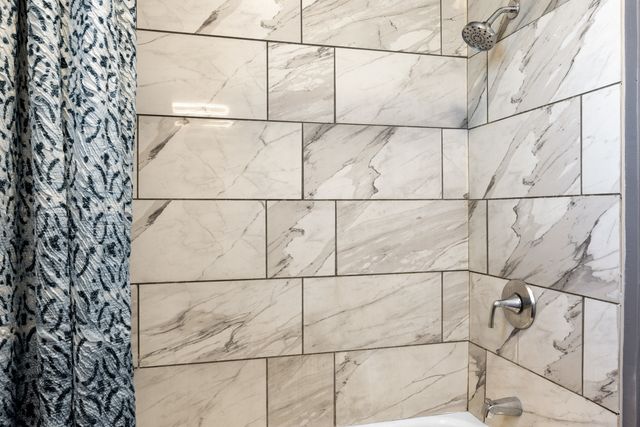 5330 S Wabash Avenue, Chicago, IL 60615