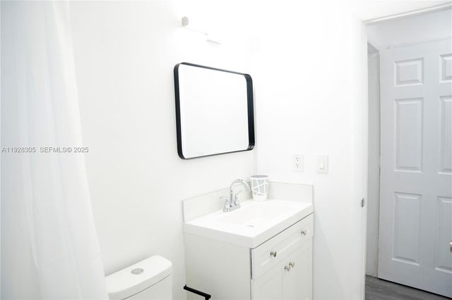 1530 NW 47th Ave, Lauderhill, FL 33313