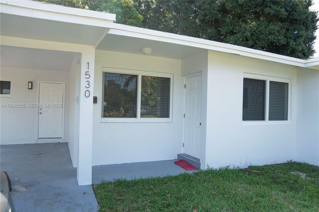 1530 NW 47th Ave, Lauderhill, FL 33313
