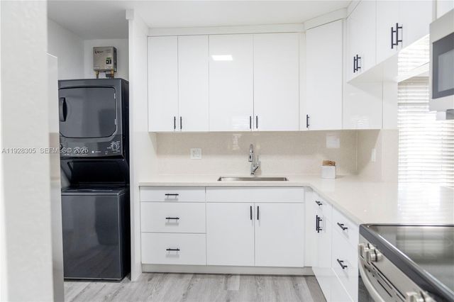 1530 NW 47th Ave, Lauderhill, FL 33313