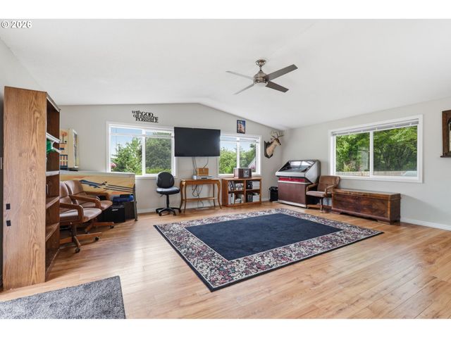 2216 Ne 128TH Ave, Vancouver, WA 98684