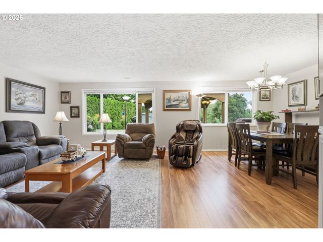 2216 Ne 128TH Ave, Vancouver, WA 98684