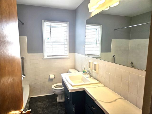 40 Chad Circle, Greece, NY 14616