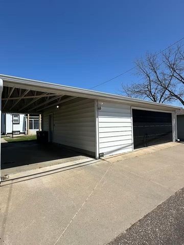 966 Eleanor Avenue, Saint Paul, MN 55102
