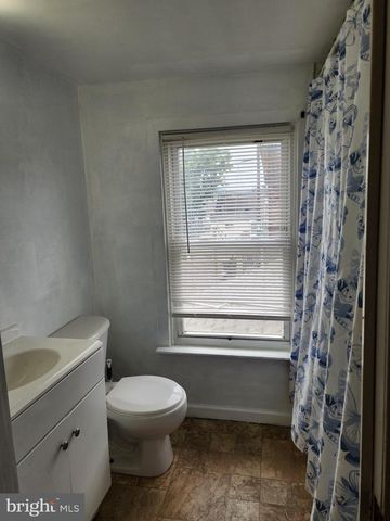 140 S 2ND ST, Steelton, PA 17113