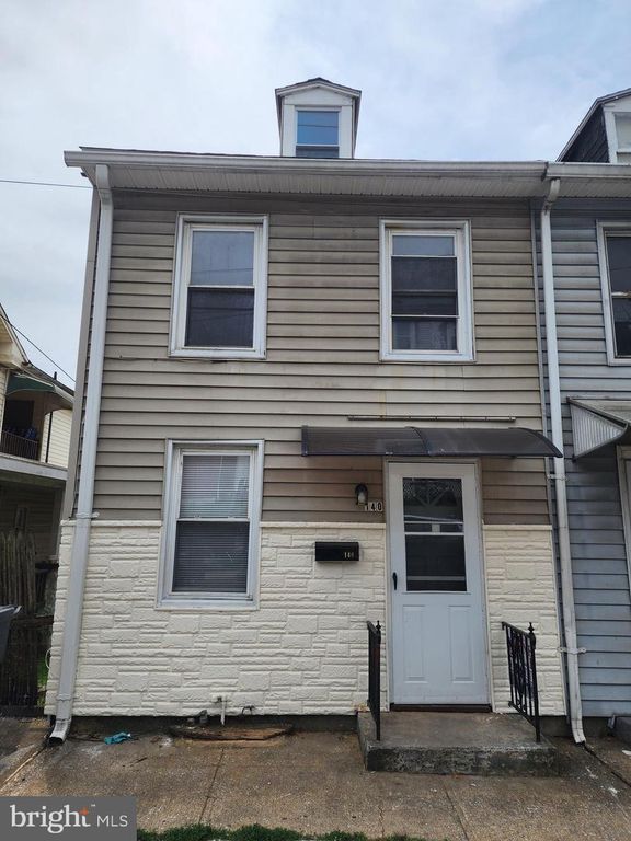 140 S 2ND ST, Steelton, PA 17113