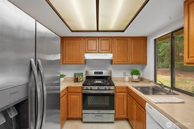 1790 NW Spirit Ridge Drive, Silverdale, WA 98383