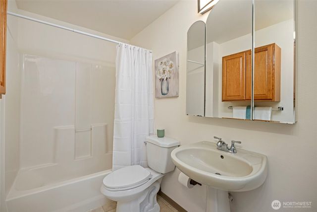 1790 NW Spirit Ridge Drive, Silverdale, WA 98383